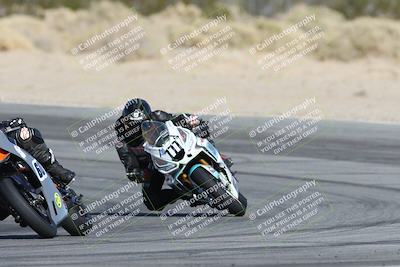 media/Dec-07-2025-CVMA (Sun) [[3e7d2de5dc]]/Race 7-Formula Lightweight Twins Shootout/